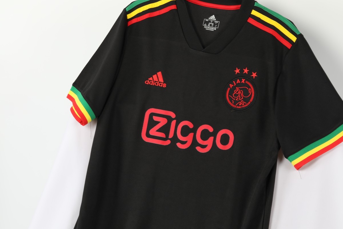 Ajax third kit